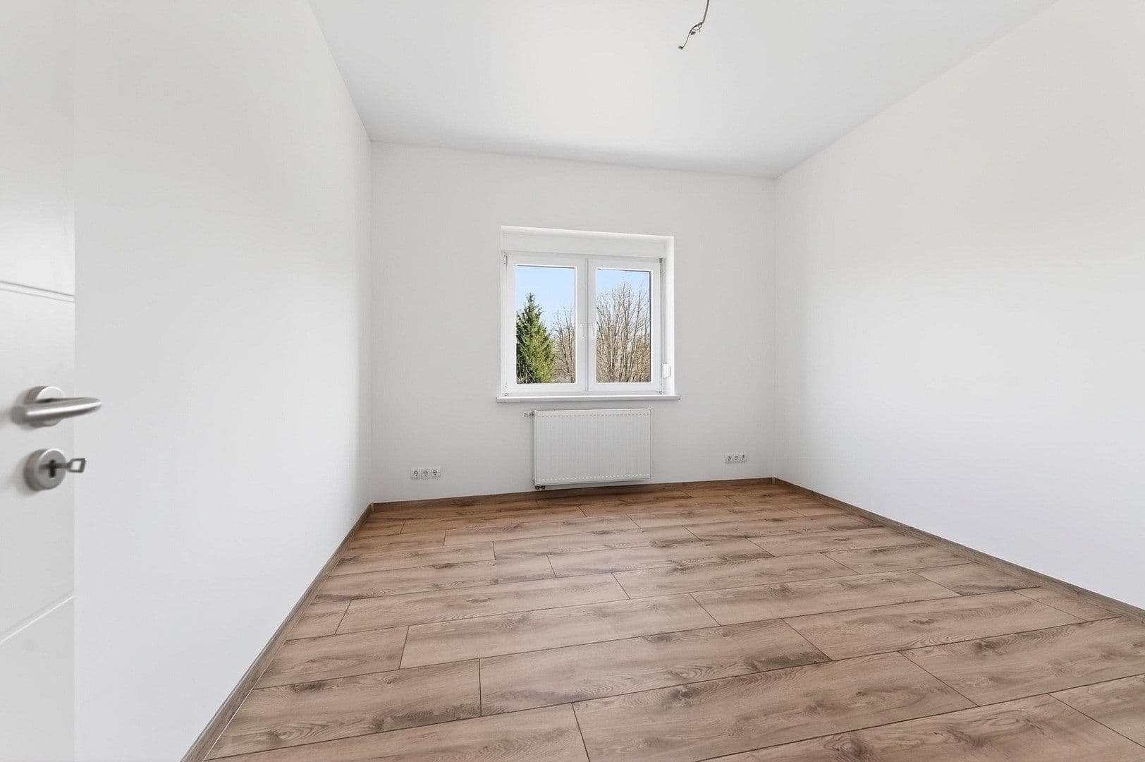 Pronájem domu 102 m², pozemek 171 m², Taucha, Sasko Pronájem domu 102 m², pozemek 171 m², Taucha, Sasko