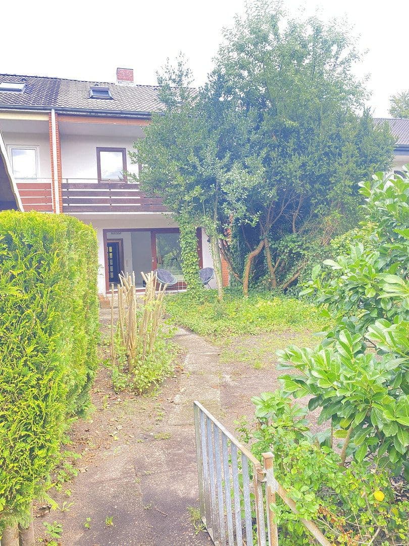 Prodej domu 105 m², pozemek 153 m², Norderstedt, Šlesvicko-Holštýnsko Prodej domu 105 m², pozemek 153 m², Norderstedt, Šlesvicko-Holštýnsko