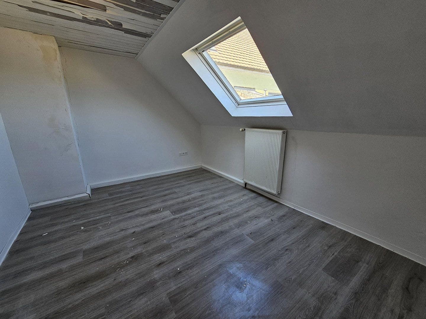 Prodej domu 110 m², pozemek 400 m², Paulstraße 17, Schiffweiler, Země Sársko Prodej domu 110 m², pozemek 400 m², Paulstraße 17, Schiffweiler, Země Sársko