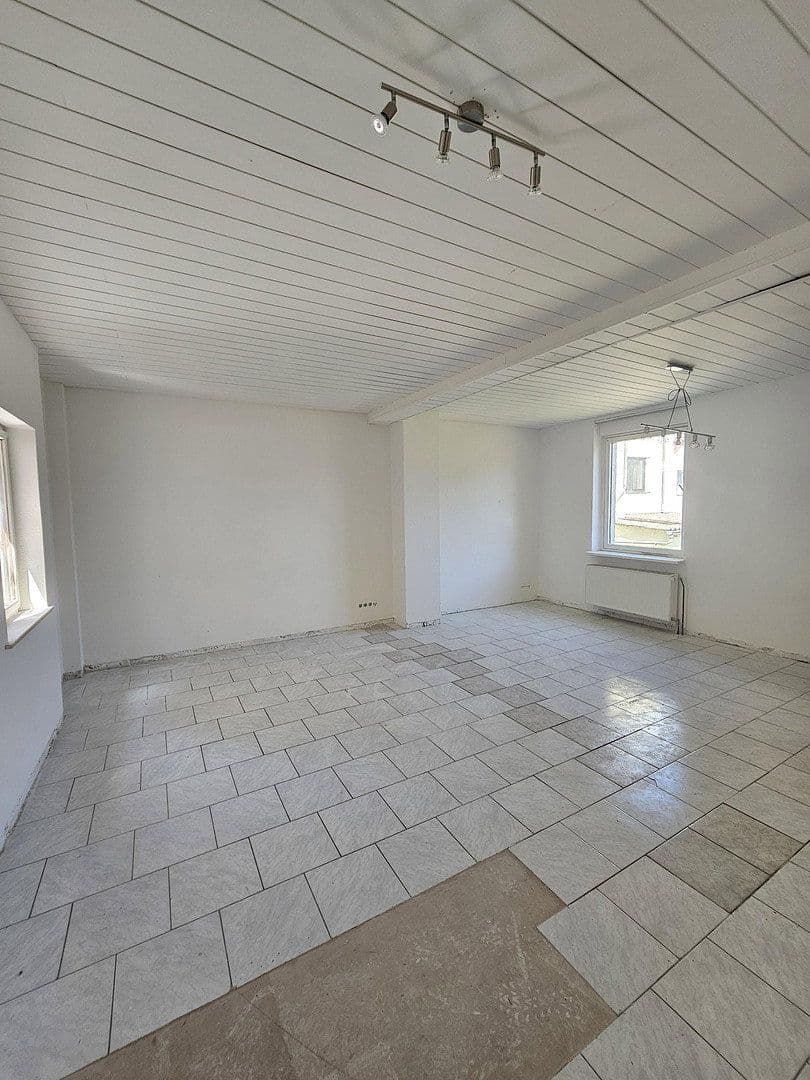 Prodej domu 110 m², pozemek 400 m², Paulstraße 17, Schiffweiler, Země Sársko Prodej domu 110 m², pozemek 400 m², Paulstraße 17, Schiffweiler, Země Sársko