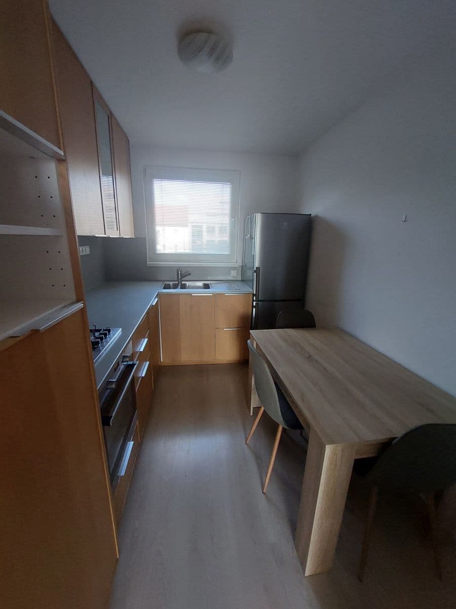 Prodej bytu 3+1 67 m², Hlavná, Šamorín, Trnavský kraj Prodej bytu 3+1 67 m², Hlavná, Šamorín, Trnavský kraj