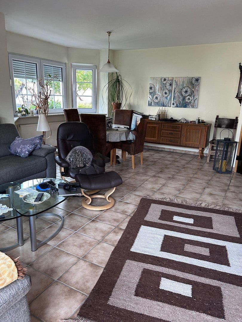 Prodej domu 196 m², pozemek 600 m², Tuttlingen, Bádensko-Württembersko Prodej domu 196 m², pozemek 600 m², Tuttlingen, Bádensko-Württembersko