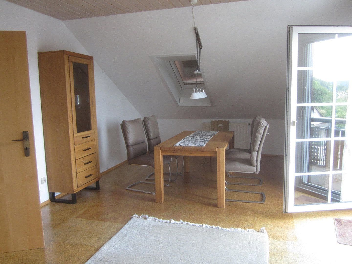 Prodej domu 196 m², pozemek 600 m², Tuttlingen, Bádensko-Württembersko Prodej domu 196 m², pozemek 600 m², Tuttlingen, Bádensko-Württembersko