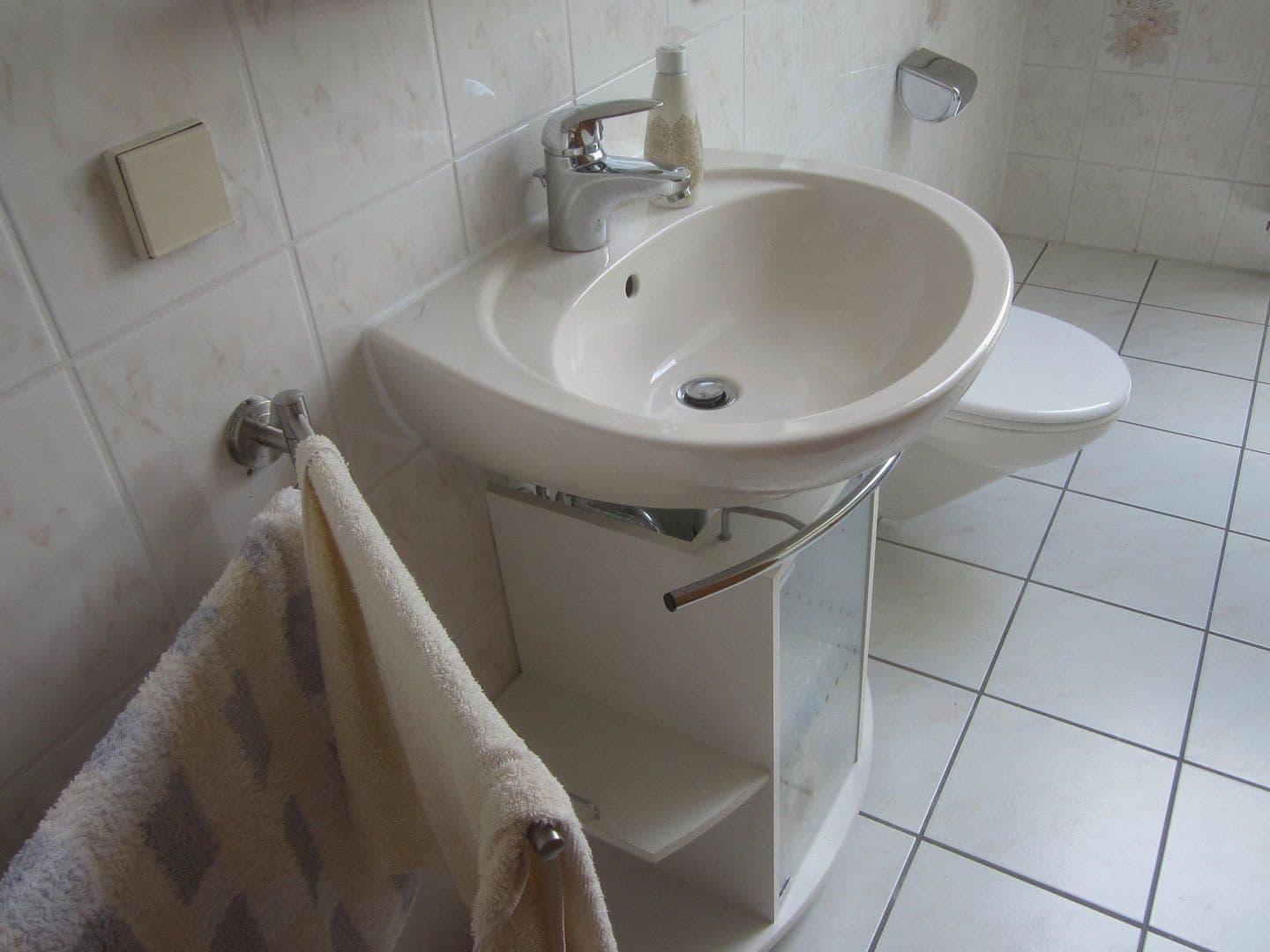 Prodej domu 196 m², pozemek 600 m², Tuttlingen, Bádensko-Württembersko Prodej domu 196 m², pozemek 600 m², Tuttlingen, Bádensko-Württembersko
