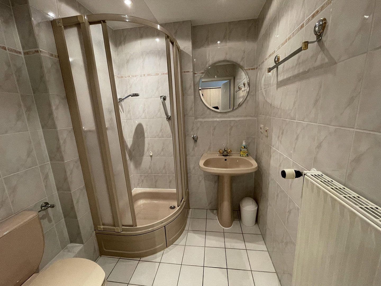 Prodej domu 1.773 m², pozemek 1.610 m², Bad Mergentheim, Bádensko-Württembersko Prodej domu 1.773 m², pozemek 1.610 m², Bad Mergentheim, Bádensko-Württembersko