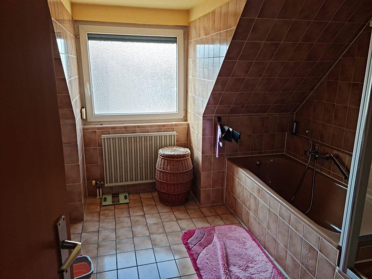 Prodej domu 205 m², pozemek 220 m², Josef-Schmitt-Strasse 26, Baden-Württemberg - Karlsruhe, Bádensko-Württembersko Prodej domu 205 m², pozemek 220 m², Josef-Schmitt-Strasse 26, Baden-Württemberg - Karlsruhe, Bádensko-Württembersko
