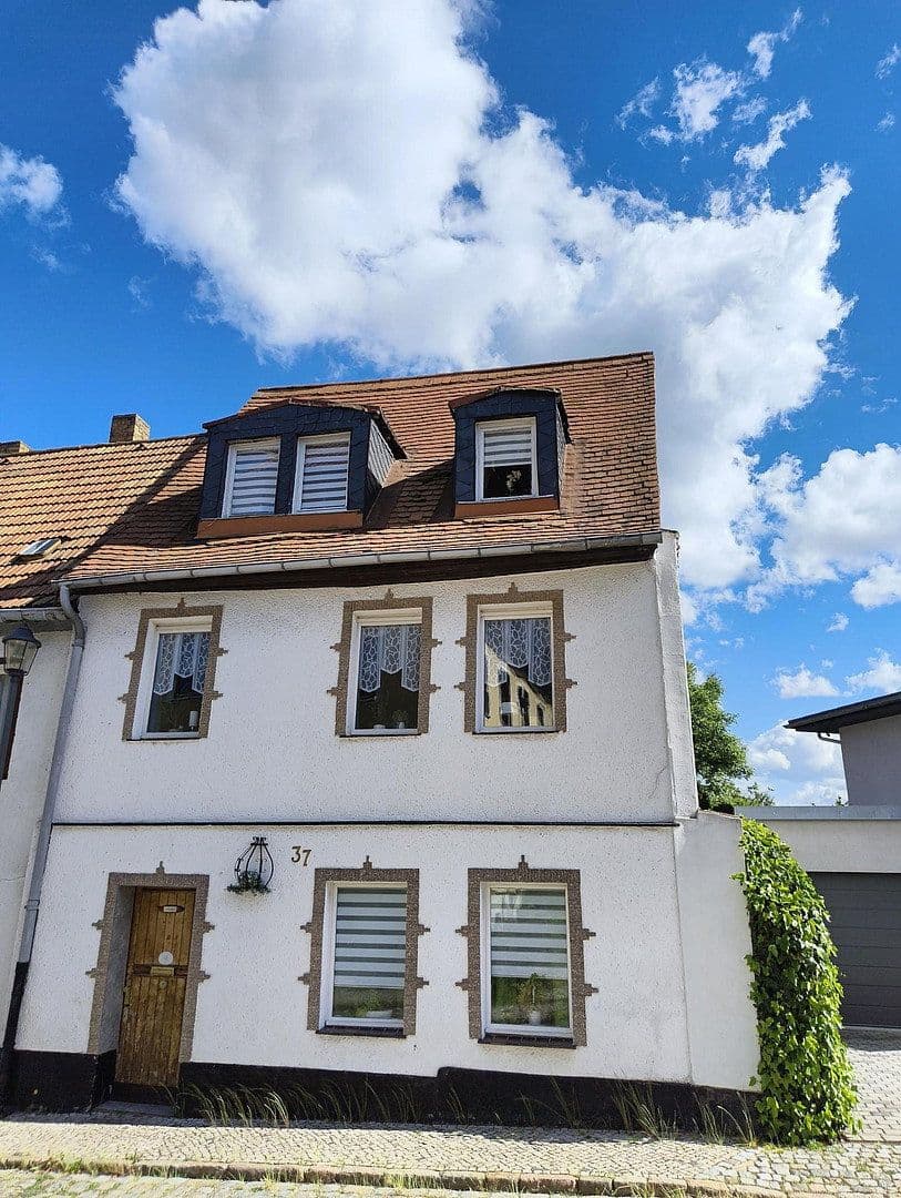 Prodej domu 100 m², pozemek 122 m², Albanusstrasse 37, Schkeuditz, Sasko Prodej domu 100 m², pozemek 122 m², Albanusstrasse 37, Schkeuditz, Sasko
