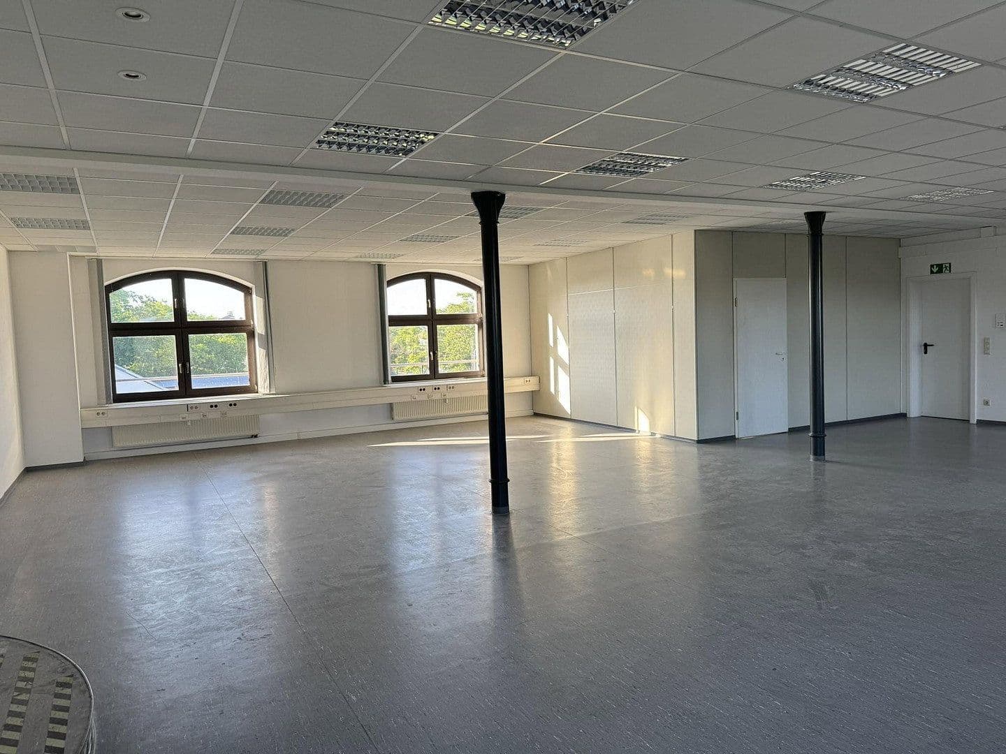 Pronájem kanceláře 200 m², Dresden, Sasko Pronájem kanceláře 200 m², Dresden, Sasko