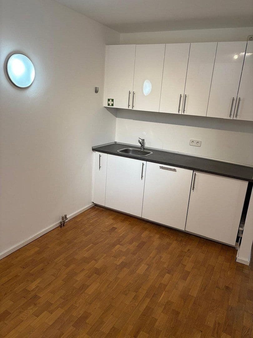 Pronájem kanceláře 83 m², Schumannstraße 5, Berlin-Mitte, Berlín Pronájem kanceláře 83 m², Schumannstraße 5, Berlin-Mitte, Berlín