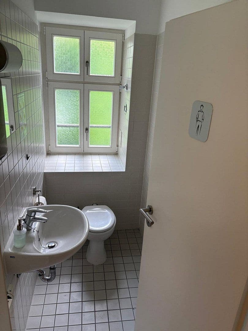Pronájem kanceláře 83 m², Schumannstraße 5, Berlin-Mitte, Berlín Pronájem kanceláře 83 m², Schumannstraße 5, Berlin-Mitte, Berlín
