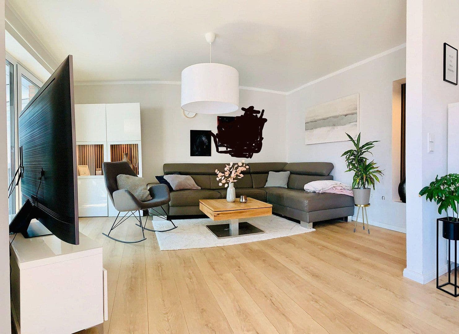 Prodej domu 165 m², pozemek 576 m², Garbsen, Dolní Sasko Prodej domu 165 m², pozemek 576 m², Garbsen, Dolní Sasko