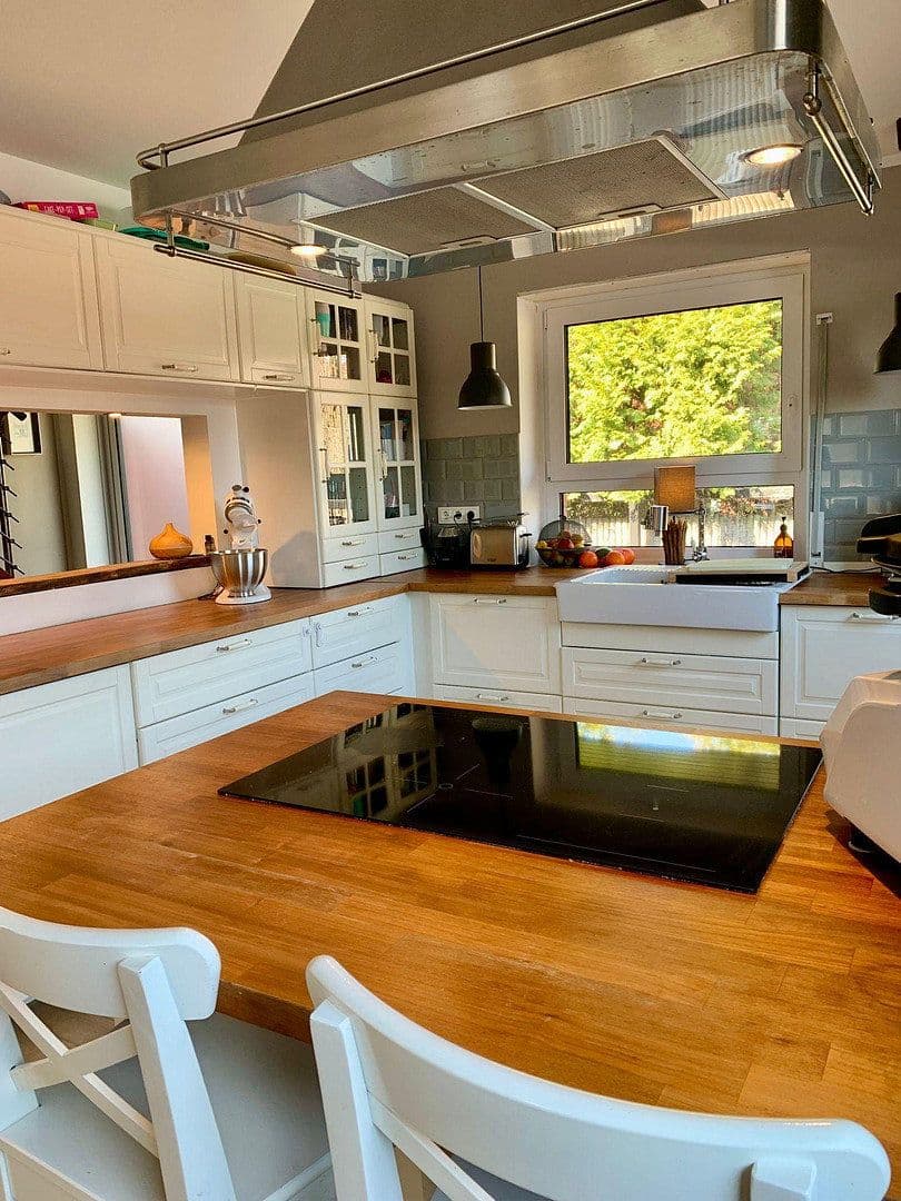 Prodej domu 165 m², pozemek 576 m², Garbsen, Dolní Sasko Prodej domu 165 m², pozemek 576 m², Garbsen, Dolní Sasko