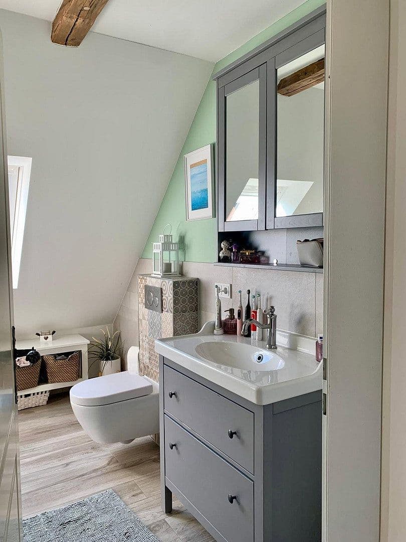 Prodej domu 165 m², pozemek 576 m², Garbsen, Dolní Sasko Prodej domu 165 m², pozemek 576 m², Garbsen, Dolní Sasko