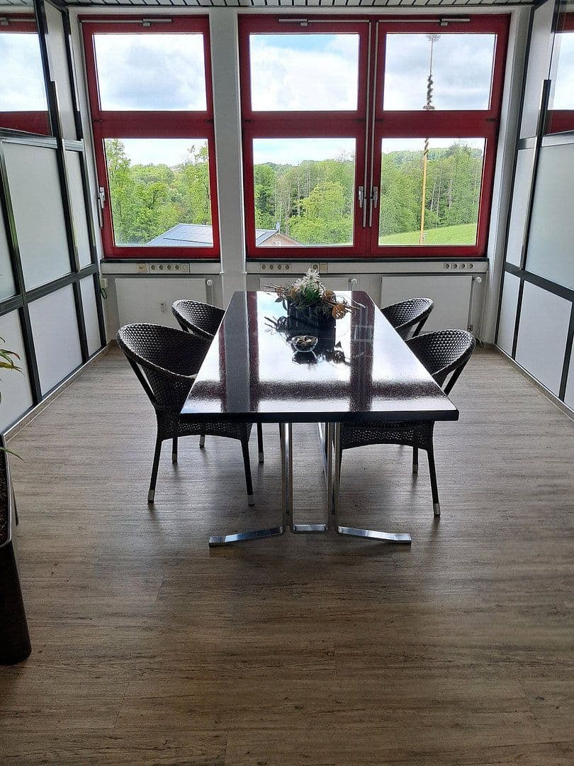 Pronájem kanceláře 320 m², Bühlinger Strassse 56, Neustadt (Wied), Porýní-Falc Pronájem kanceláře 320 m², Bühlinger Strassse 56, Neustadt (Wied), Porýní-Falc