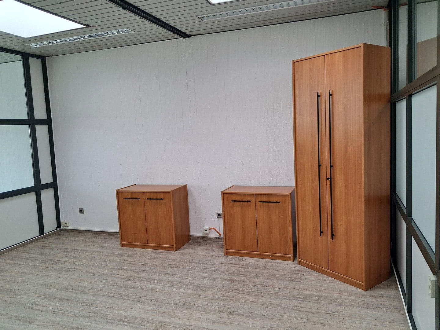 Pronájem kanceláře 320 m², Bühlinger Strassse 56, Neustadt (Wied), Porýní-Falc Pronájem kanceláře 320 m², Bühlinger Strassse 56, Neustadt (Wied), Porýní-Falc