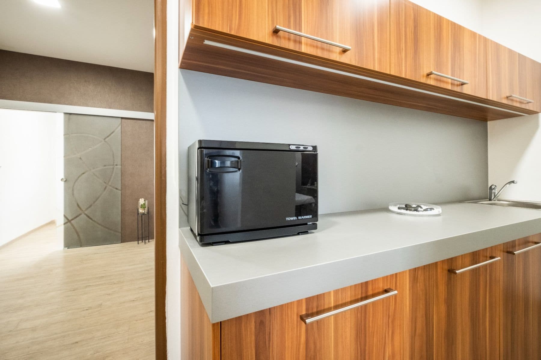 Pronájem nebytového prostoru 77 m², Plzeňská, Beroun, Středočeský kraj Pronájem nebytového prostoru 77 m², Plzeňská, Beroun, Středočeský kraj