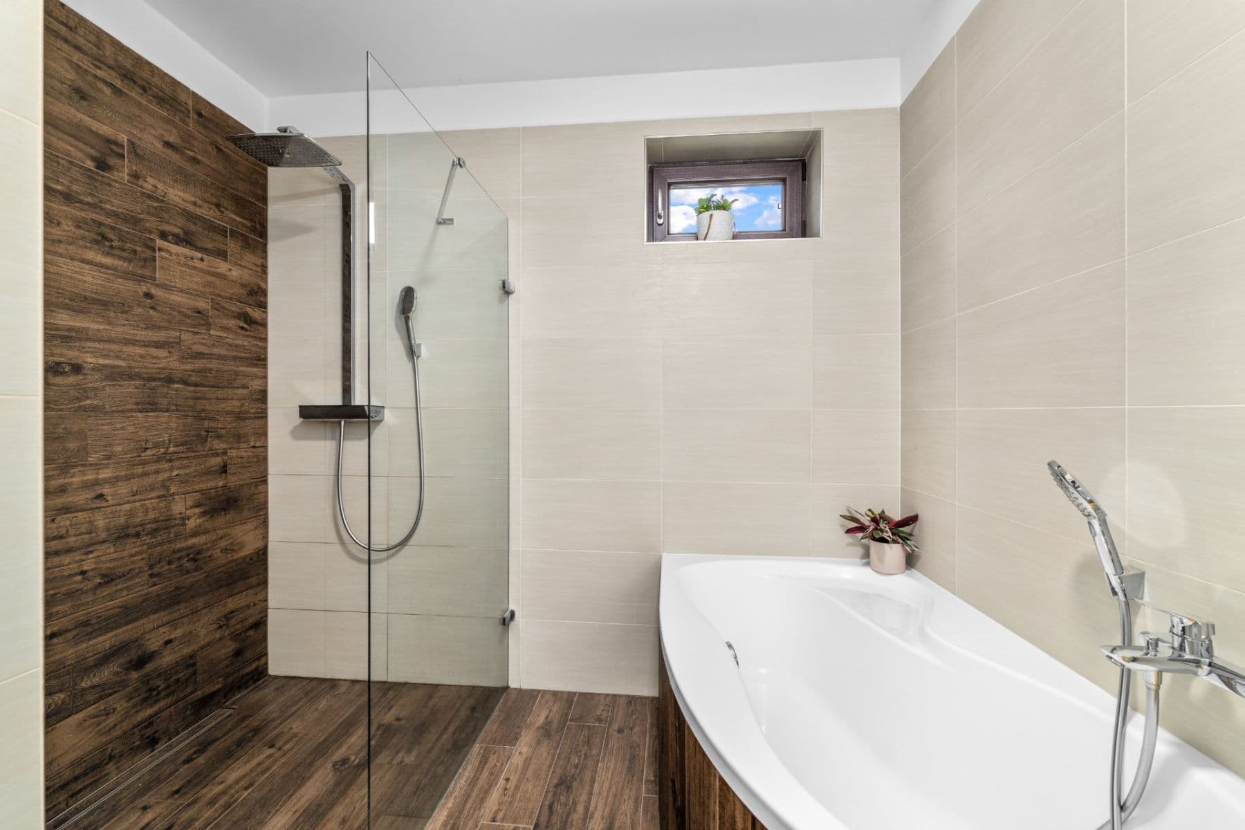 Prodej domu 132 m², pozemek 899 m², Nedabyle, Jihočeský kraj Prodej domu 132 m², pozemek 899 m², Nedabyle, Jihočeský kraj