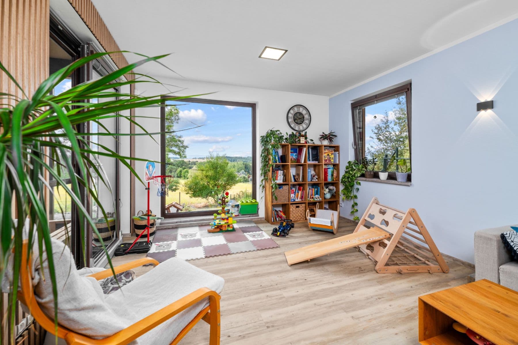 Prodej domu 132 m², pozemek 899 m², Nedabyle, Jihočeský kraj Prodej domu 132 m², pozemek 899 m², Nedabyle, Jihočeský kraj