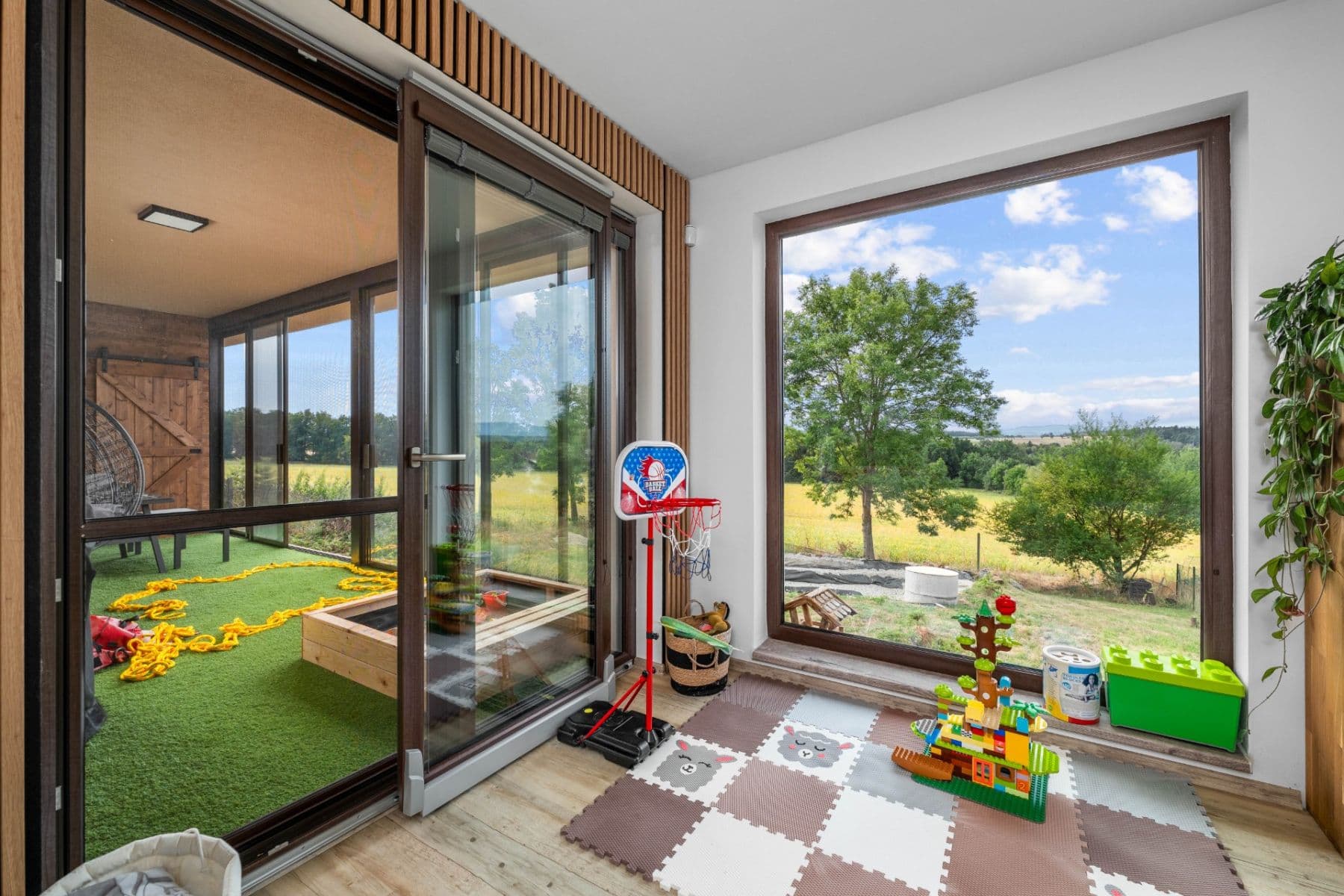 Prodej domu 132 m², pozemek 899 m², Nedabyle, Jihočeský kraj Prodej domu 132 m², pozemek 899 m², Nedabyle, Jihočeský kraj