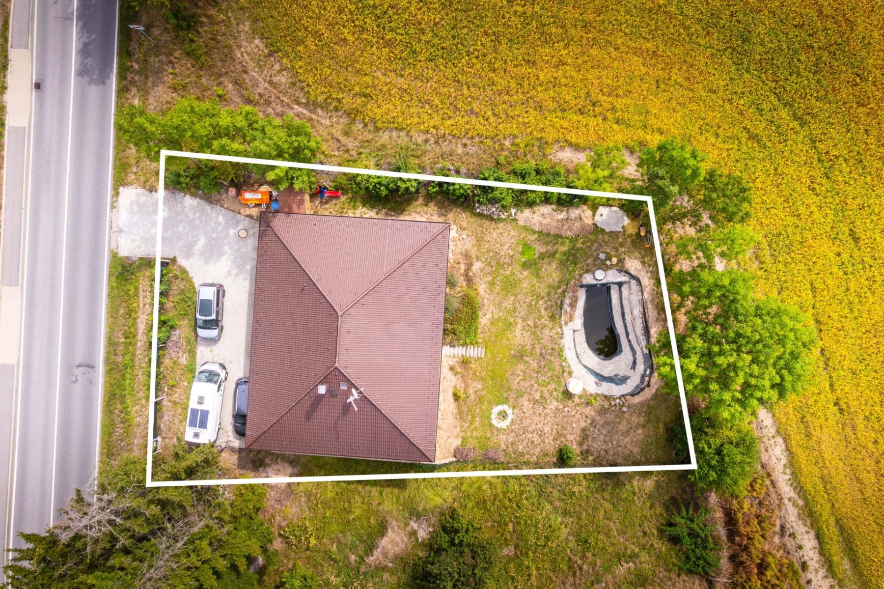 Prodej domu 132 m², pozemek 899 m², Nedabyle, Jihočeský kraj Prodej domu 132 m², pozemek 899 m², Nedabyle, Jihočeský kraj