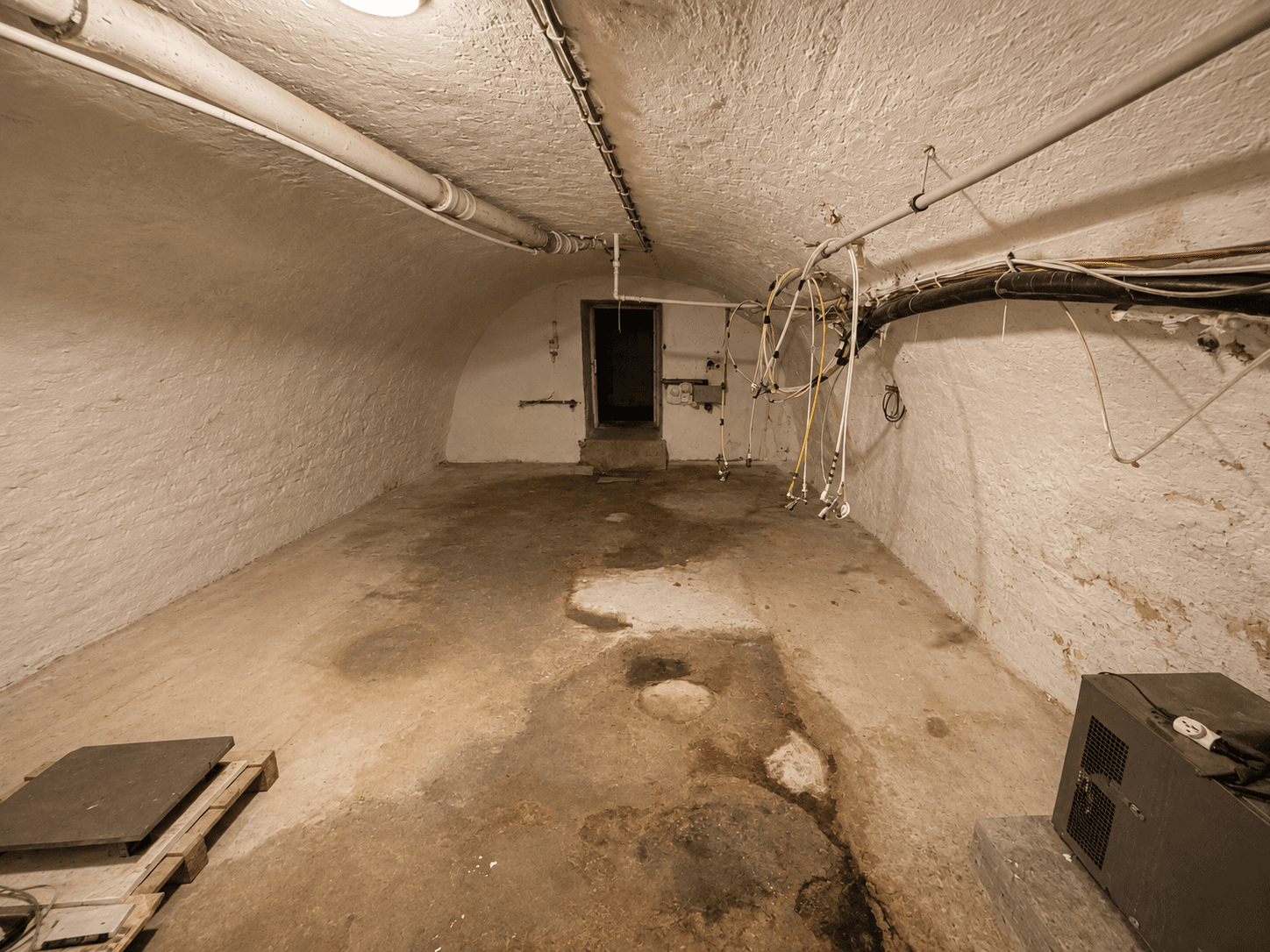 Prodej nebytového prostoru 1.192 m², náměstí Míru, Slavonice, Jihočeský kraj Prodej nebytového prostoru 1.192 m², náměstí Míru, Slavonice, Jihočeský kraj