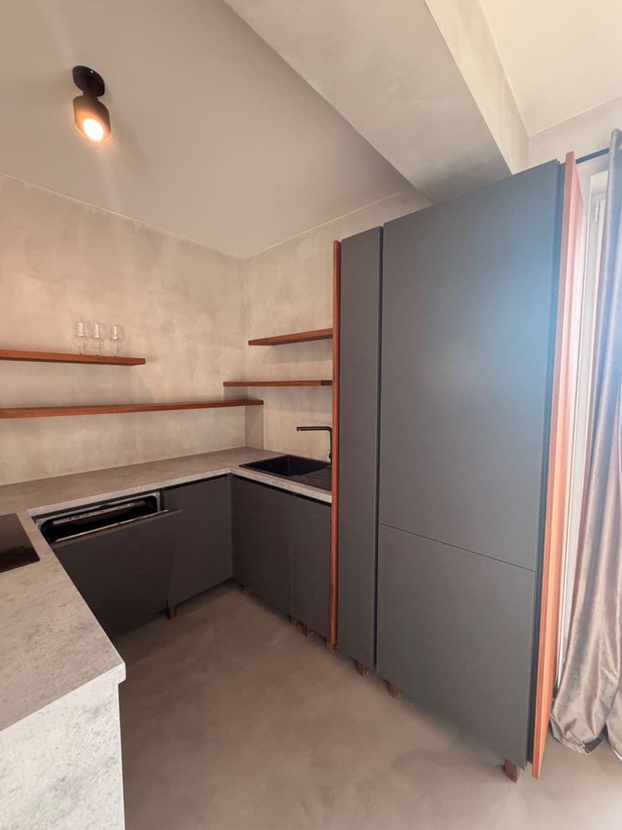 Pronájem bytu 2+1 87 m², Wuppertálska, Košice - mestská časť Sídlisko KVP, Košický kraj Pronájem bytu 2+1 87 m², Wuppertálska, Košice - mestská časť Sídlisko KVP, Košický kraj