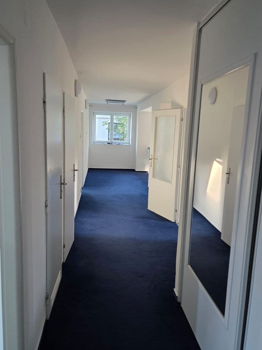 Pronájem bytu 4+kk 108 m², Děvínská, Praha, Praha Pronájem bytu 4+kk 108 m², Děvínská, Praha, Praha