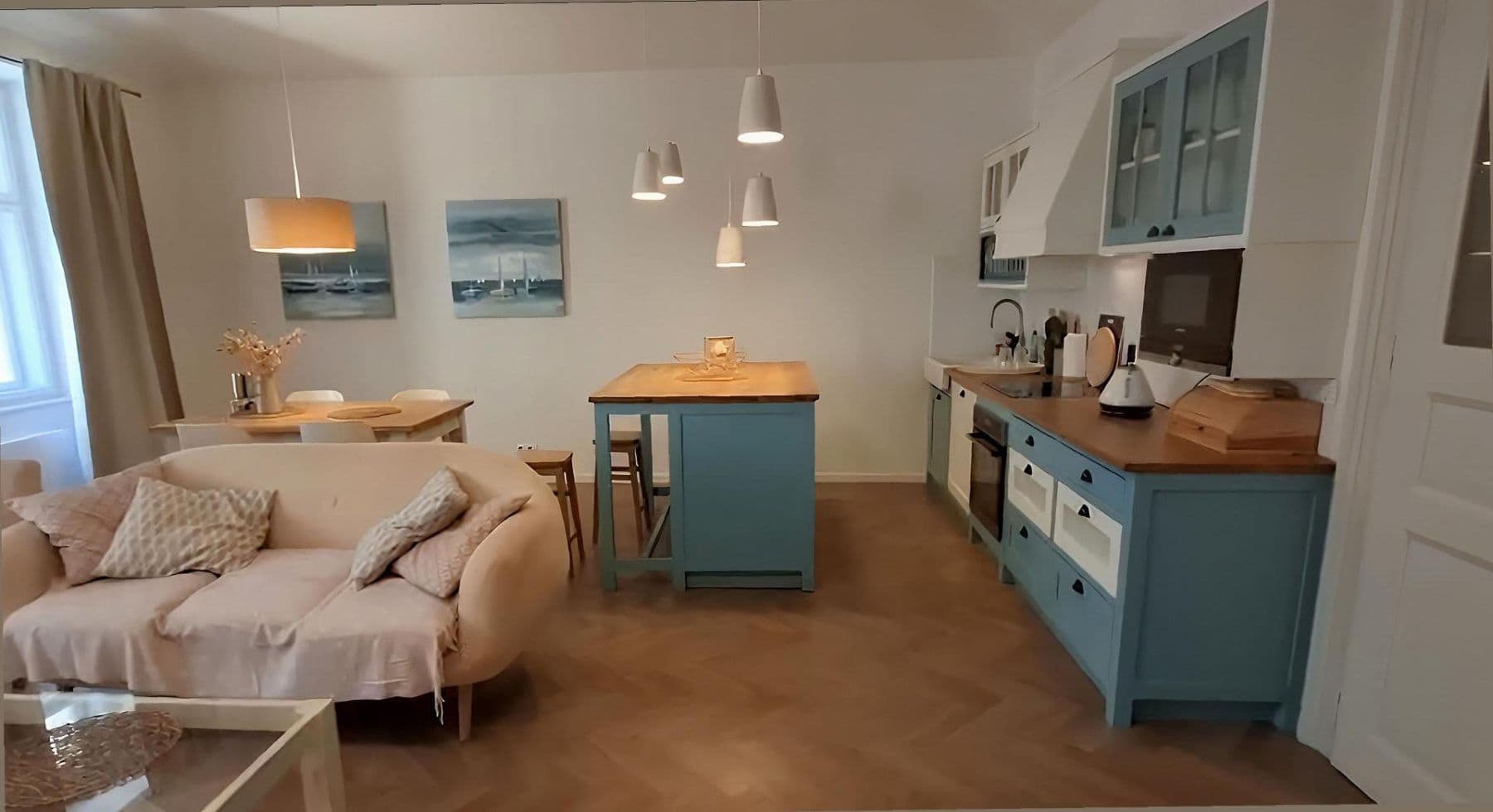 Pronájem bytu 2+kk 84 m², Žatecká, Praha, Praha Pronájem bytu 2+kk 84 m², Žatecká, Praha, Praha