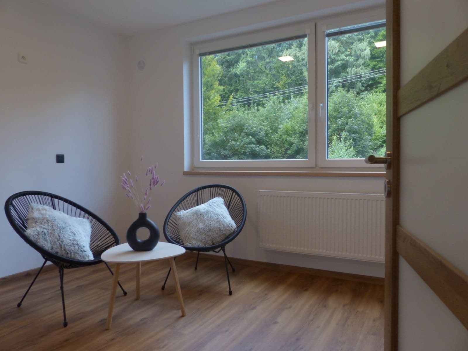 Prodej bytu 3+1 80 m², Velké Hamry, Liberecký kraj Prodej bytu 3+1 80 m², Velké Hamry, Liberecký kraj