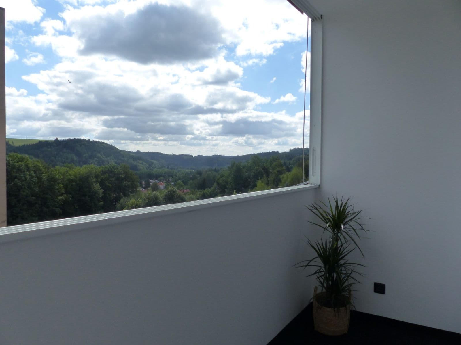 Prodej bytu 3+1 80 m², Velké Hamry, Liberecký kraj Prodej bytu 3+1 80 m², Velké Hamry, Liberecký kraj