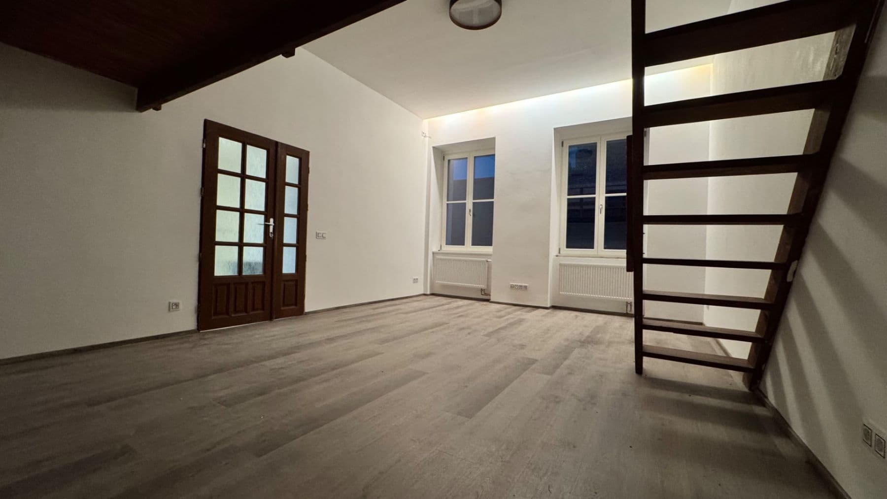 Pronájem bytu 1+1 50 m², Na Bělidle, Praha, Praha Pronájem bytu 1+1 50 m², Na Bělidle, Praha, Praha