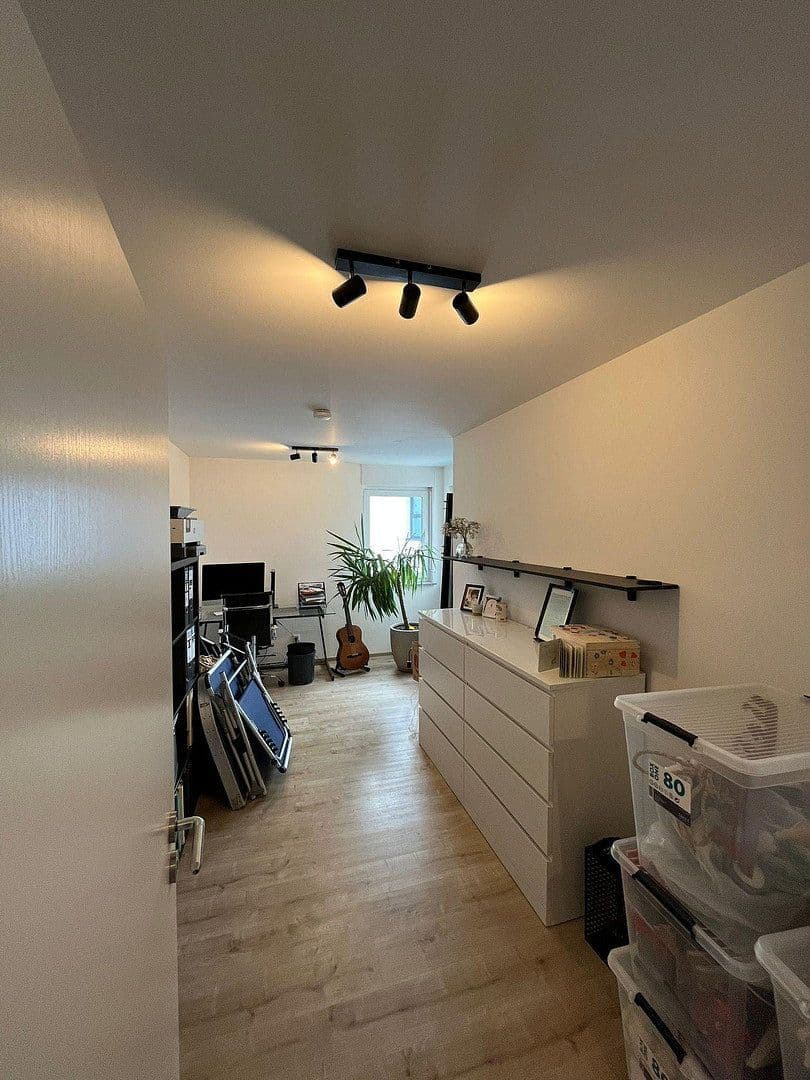 Pronájem bytu 4+1 96 m², Danziger Straße 1, Wermelskirchen, Severní Porýní-Vestfálsko Pronájem bytu 4+1 96 m², Danziger Straße 1, Wermelskirchen, Severní Porýní-Vestfálsko