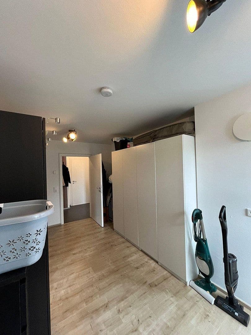 Pronájem bytu 4+1 96 m², Danziger Straße 1, Wermelskirchen, Severní Porýní-Vestfálsko Pronájem bytu 4+1 96 m², Danziger Straße 1, Wermelskirchen, Severní Porýní-Vestfálsko