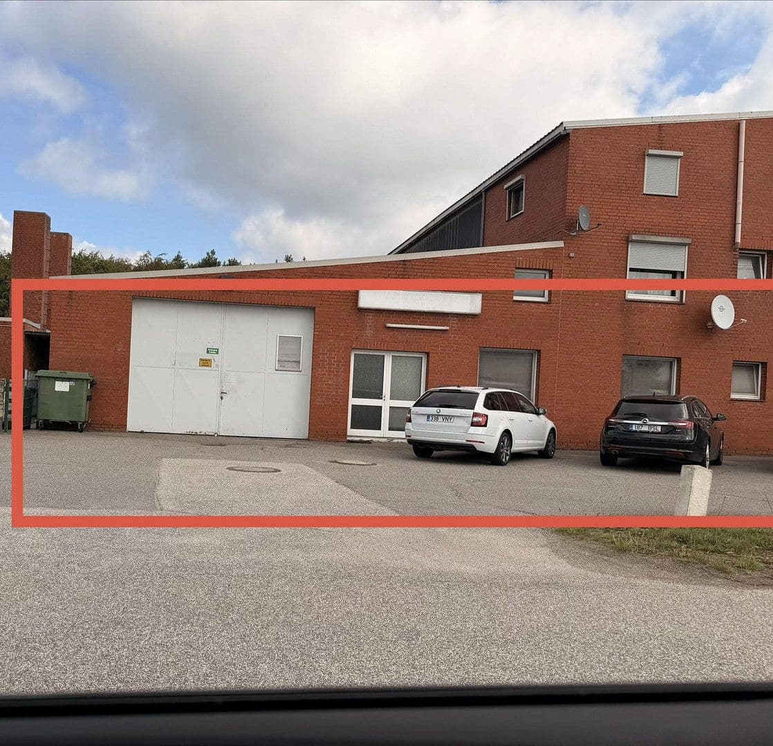 Pronájem nebytového prostoru 420 m², Seelandstraße 32, Lübeck, Šlesvicko-Holštýnsko Pronájem nebytového prostoru 420 m², Seelandstraße 32, Lübeck, Šlesvicko-Holštýnsko