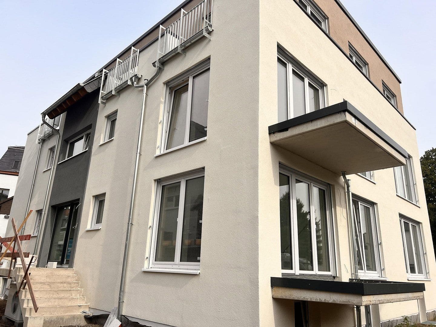 Pronájem bytu 2+1 43 m², Frankfurt, Hessen Pronájem bytu 2+1 43 m², Frankfurt, Hessen