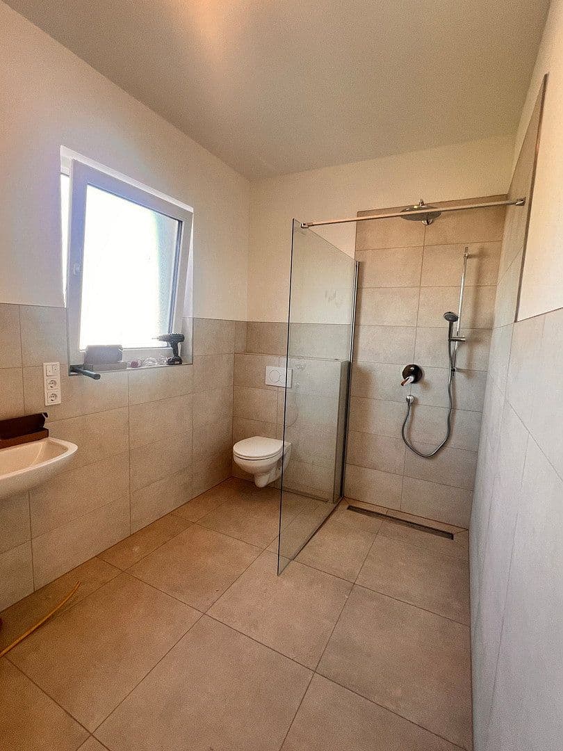 Pronájem bytu 3+1 83 m², Frankfurt, Hessen Pronájem bytu 3+1 83 m², Frankfurt, Hessen