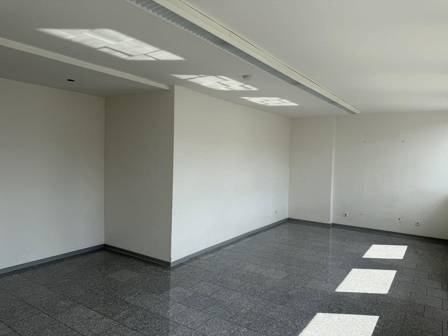 Pronájem kanceláře 195 m², Melanchthonstraße 5, Krefeld, Severní Porýní-Vestfálsko Pronájem kanceláře 195 m², Melanchthonstraße 5, Krefeld, Severní Porýní-Vestfálsko