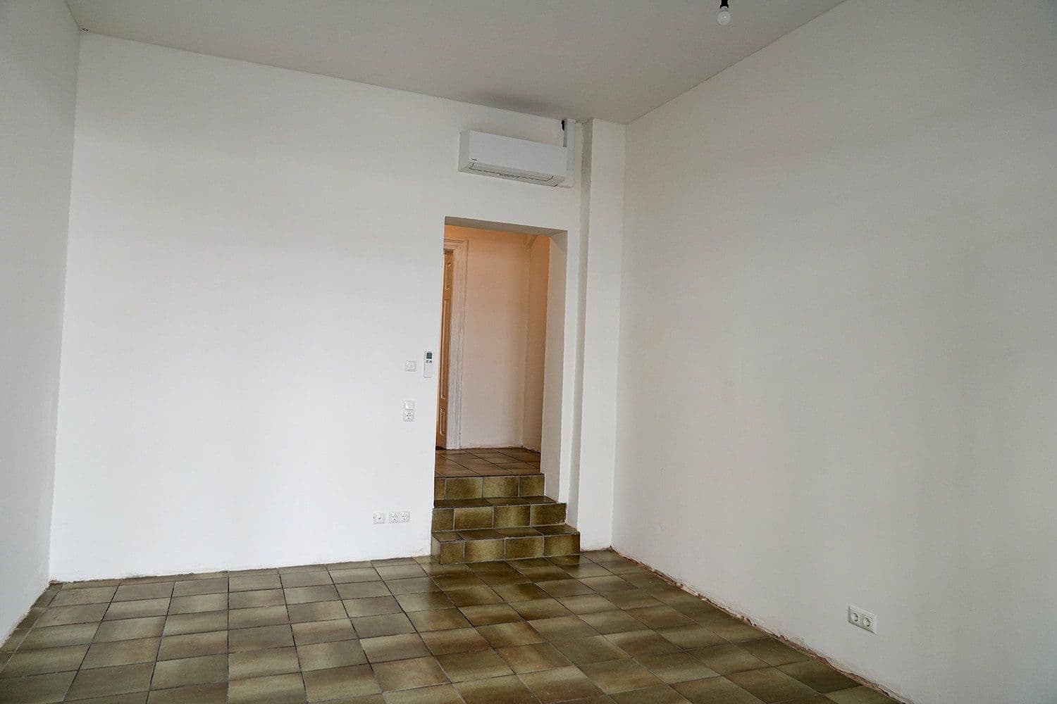 Pronájem nebytového prostoru 45 m², Häberlstr., München, Bavorsko Pronájem nebytového prostoru 45 m², Häberlstr., München, Bavorsko