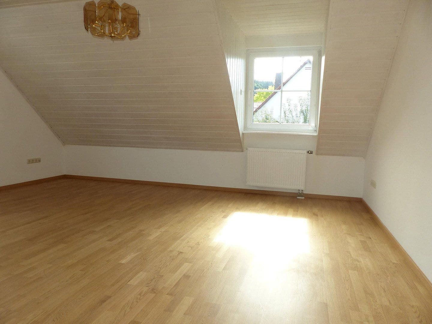 Prodej bytu 6+1 131 m², Schützenstr. 5, Holzheim, Bavorsko Prodej bytu 6+1 131 m², Schützenstr. 5, Holzheim, Bavorsko