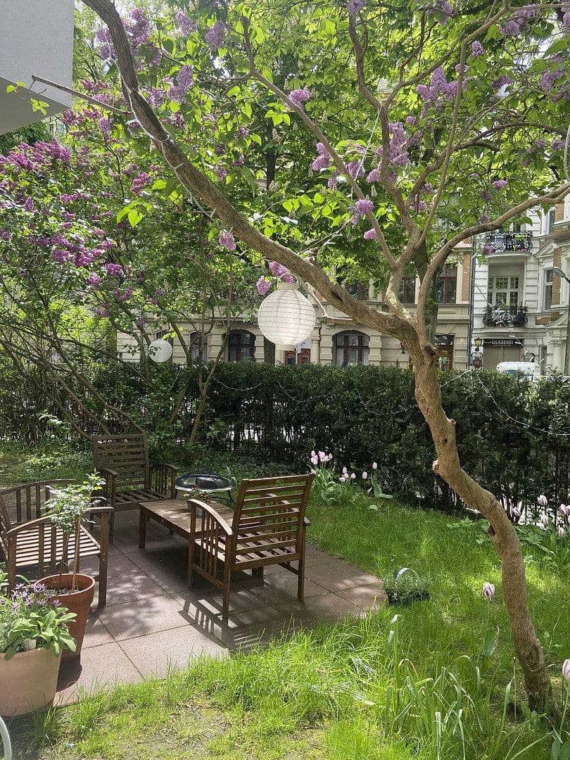 Pronájem bytu 3+1 94 m², Albestrasse 18, Berlin, Berlín Pronájem bytu 3+1 94 m², Albestrasse 18, Berlin, Berlín
