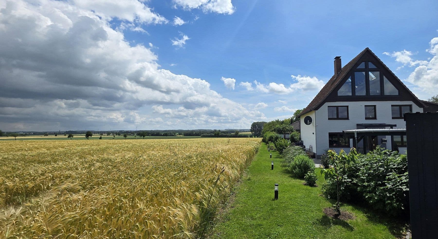 Prodej domu 144 m², pozemek 589 m², Soest, Severní Porýní-Vestfálsko Prodej domu 144 m², pozemek 589 m², Soest, Severní Porýní-Vestfálsko