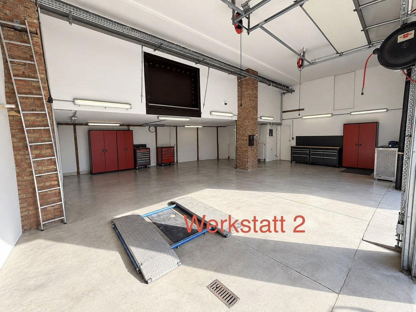 Pronájem pozemku 1.200 m², Crusiusstrasse 6, Chemnitz, Sasko Pronájem pozemku 1.200 m², Crusiusstrasse 6, Chemnitz, Sasko