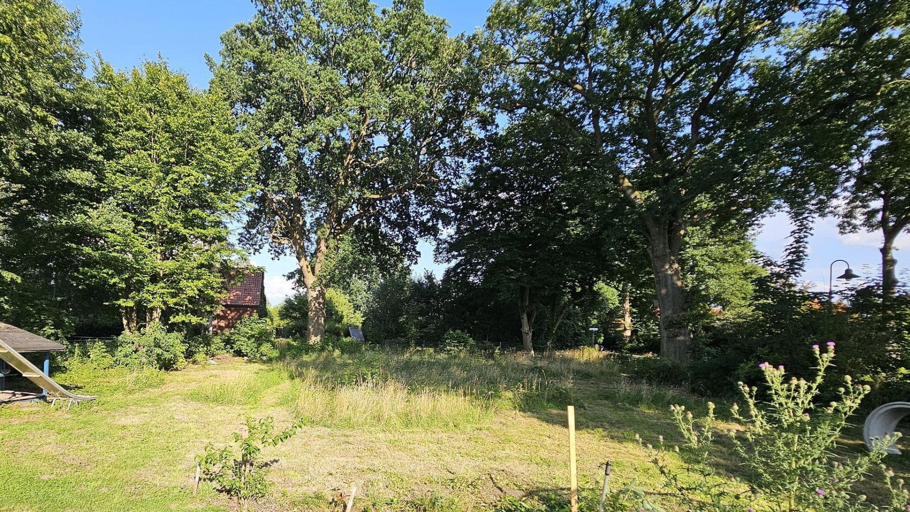 Prodej pozemku 857 m², Eschenweg, Lüdersburg, Dolní Sasko Prodej pozemku 857 m², Eschenweg, Lüdersburg, Dolní Sasko