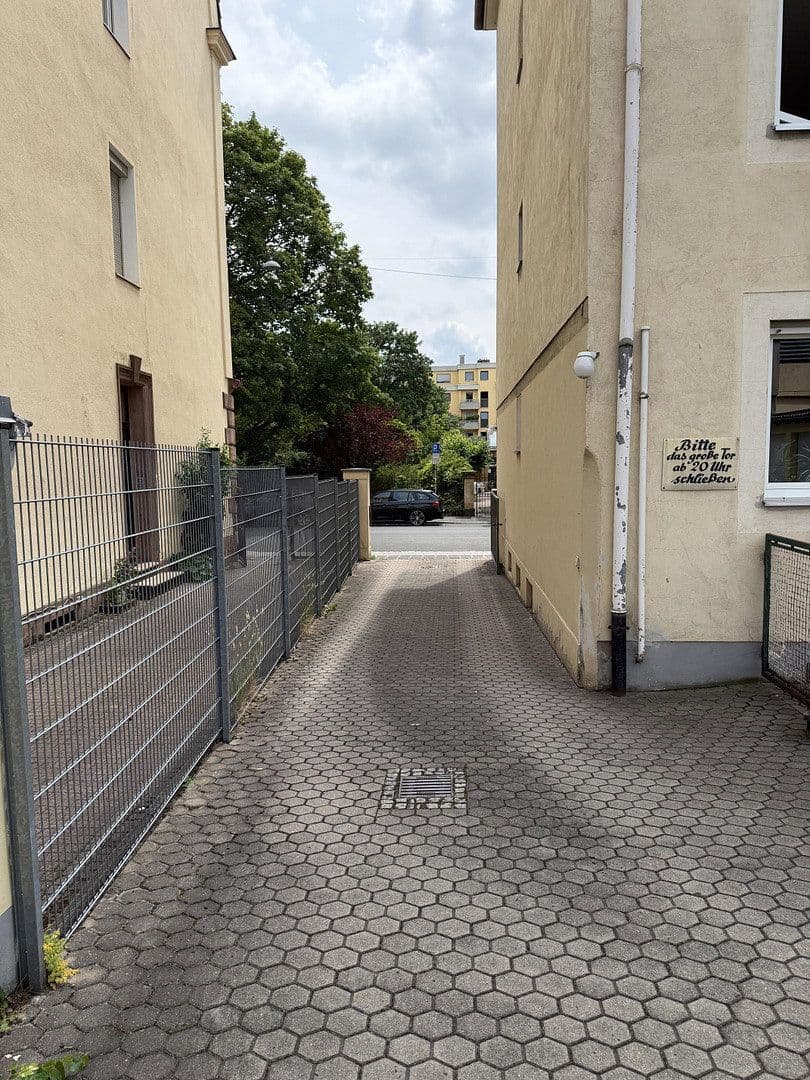 Pronájem garáže, Nunnbeckstrasse, Nürnberg, Bavorsko Pronájem garáže, Nunnbeckstrasse, Nürnberg, Bavorsko