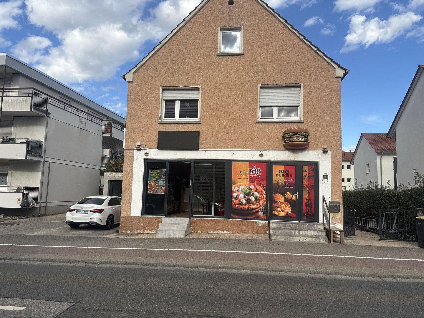 Prodej domu 95 m², pozemek 455 m², Rheinstraße 52, Ingelheim am Rhein, Porýní-Falc Prodej domu 95 m², pozemek 455 m², Rheinstraße 52, Ingelheim am Rhein, Porýní-Falc
