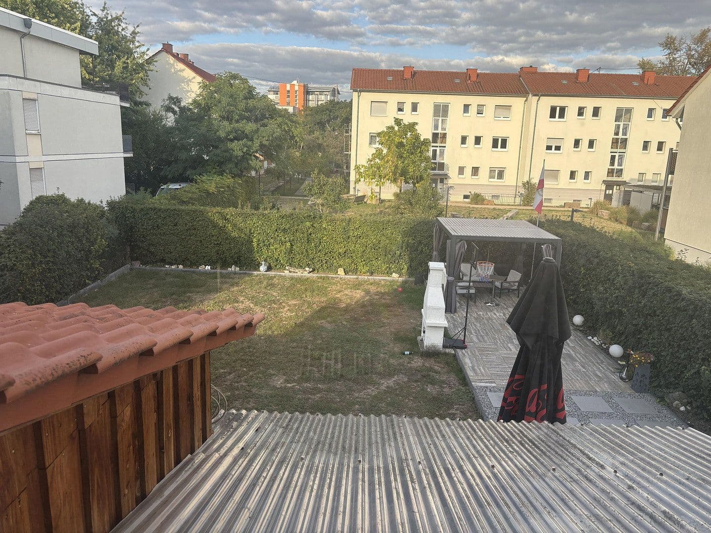 Prodej domu 95 m², pozemek 455 m², Rheinstraße 52, Ingelheim am Rhein, Porýní-Falc Prodej domu 95 m², pozemek 455 m², Rheinstraße 52, Ingelheim am Rhein, Porýní-Falc