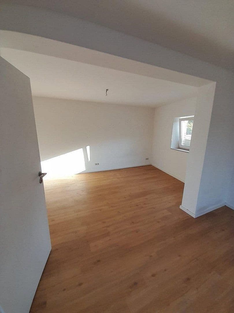 Pronájem domu 40 m², pozemek 300 m², Jülich, Severní Porýní-Vestfálsko Pronájem domu 40 m², pozemek 300 m², Jülich, Severní Porýní-Vestfálsko