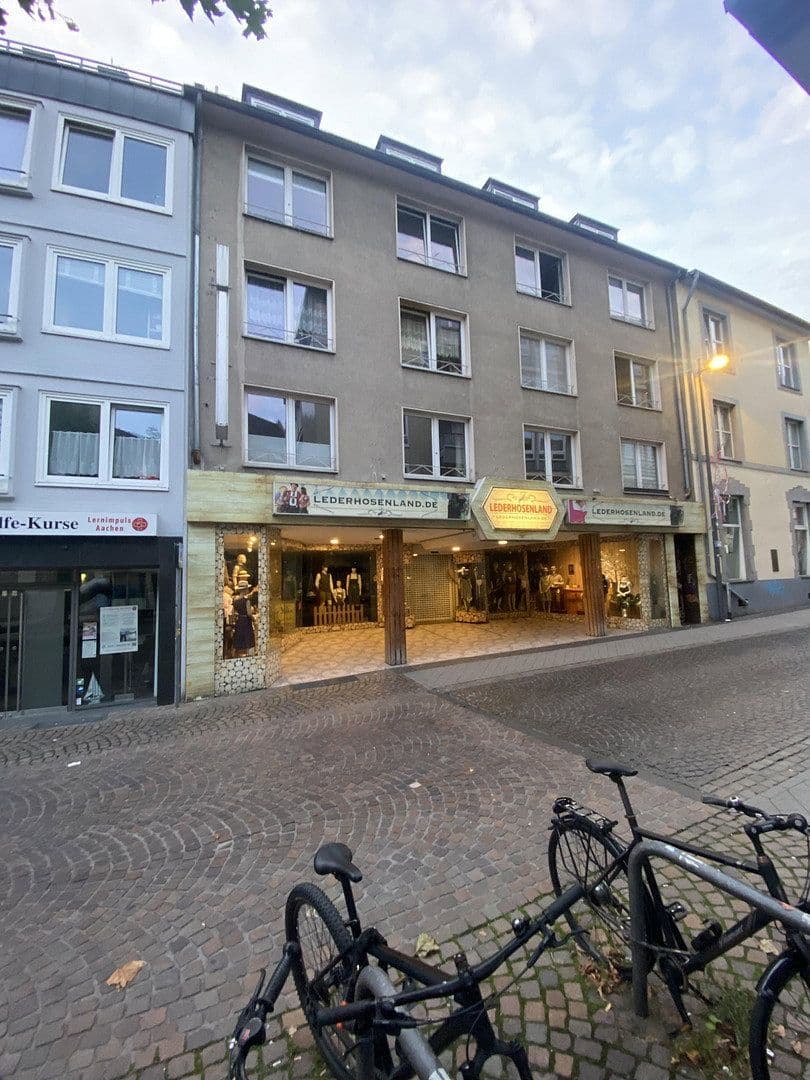 Prodej domu 1.444 m², pozemek 957 m², Kleinkölnstrasse 20/22, Antoniusstrasse 17 & 19, Cáchy, Severní Porýní-Vestfálsko Prodej domu 1.444 m², pozemek 957 m², Kleinkölnstrasse 20/22, Antoniusstrasse 17 & 19, Cáchy, Severní Porýní-Vestfálsko