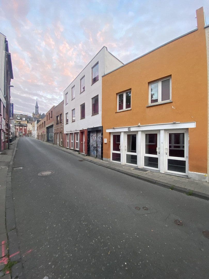 Prodej domu 1.444 m², pozemek 957 m², Kleinkölnstrasse 20/22, Antoniusstrasse 17 & 19, Cáchy, Severní Porýní-Vestfálsko Prodej domu 1.444 m², pozemek 957 m², Kleinkölnstrasse 20/22, Antoniusstrasse 17 & 19, Cáchy, Severní Porýní-Vestfálsko