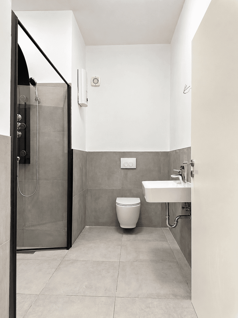 Pronájem bytu 3+1 85 m², Kölner Str. 66, Kierspe, Severní Porýní-Vestfálsko Pronájem bytu 3+1 85 m², Kölner Str. 66, Kierspe, Severní Porýní-Vestfálsko